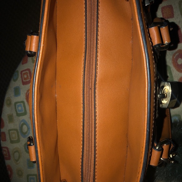Brown purse - Picture 2 of 3